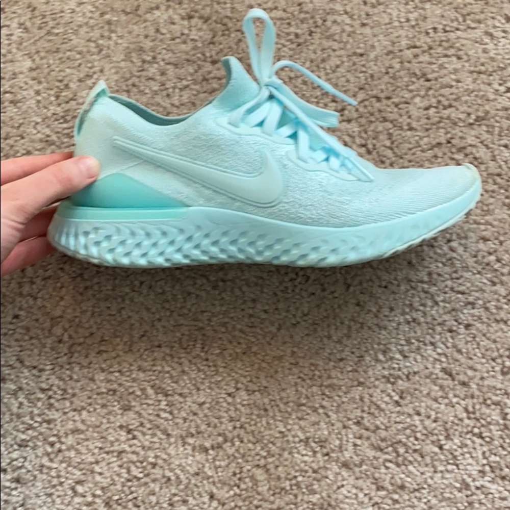 Nike Flyknits mint green